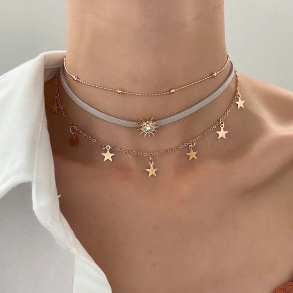 🆕NEW Gold Three Layered Star Choker necklace - Picture 1 of 7